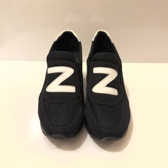 Black and White ‘Z’ Women's Mesh Platform Hidden Wedge Sneakers - Picture 2 of 3